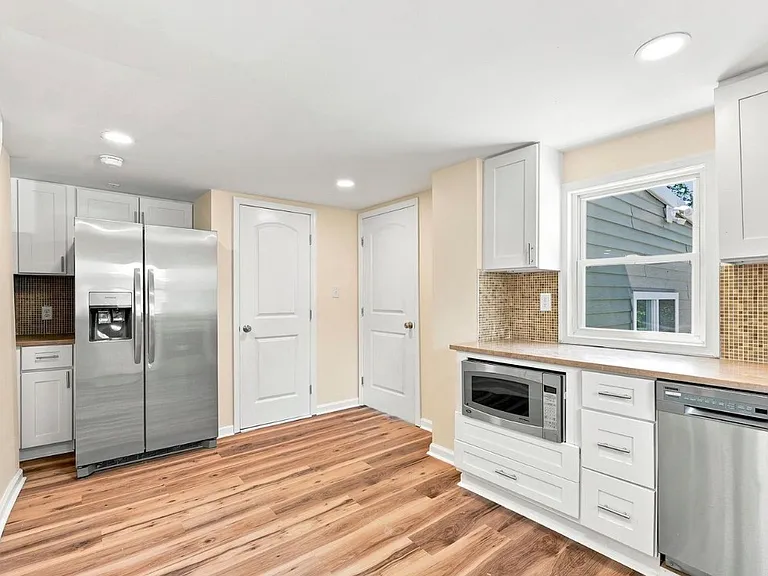 28 E Main St #1 — Photo 9
