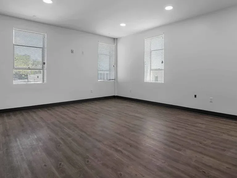 Lofts at Municipal — Photo 9