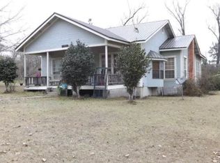 2012 Cleveland Ave, Castleberry, AL 36432