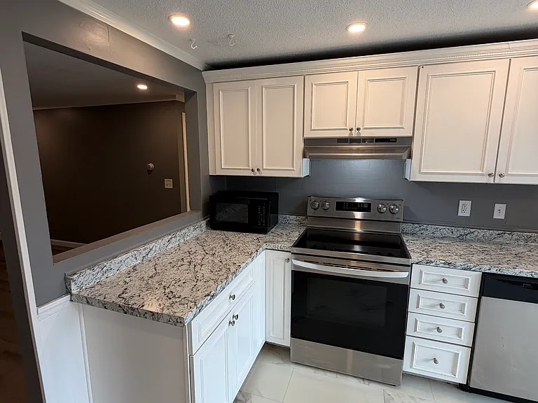 48 Westville Rd #11 — Photo 8