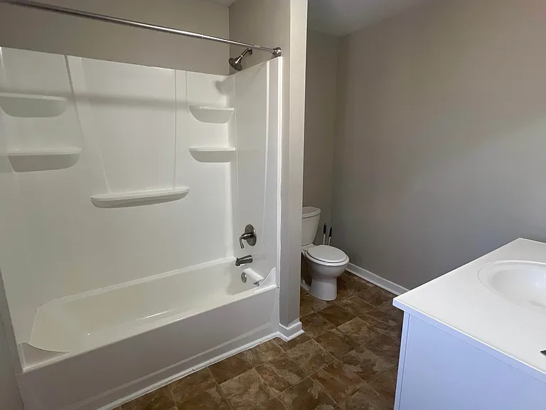12100 Deerhurst Dr — Photo 26