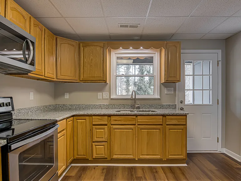 828 Brickwood Ct — Photo 14