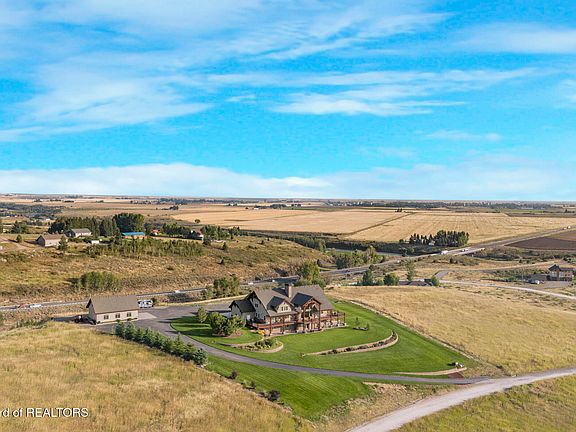 4th image of 1618 W Ashton Hill Loop