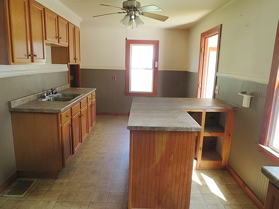 4th image of 3108 Carter Hill Road