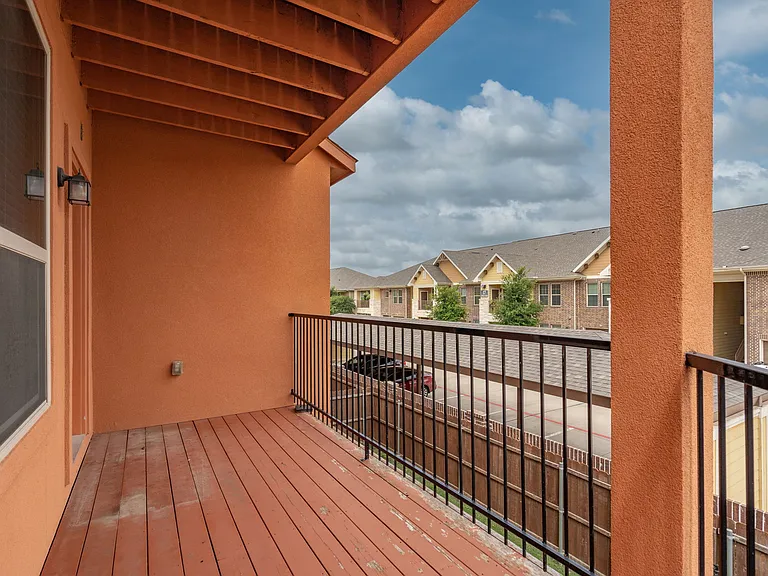 2640 Venice Dr #2 — Photo 21