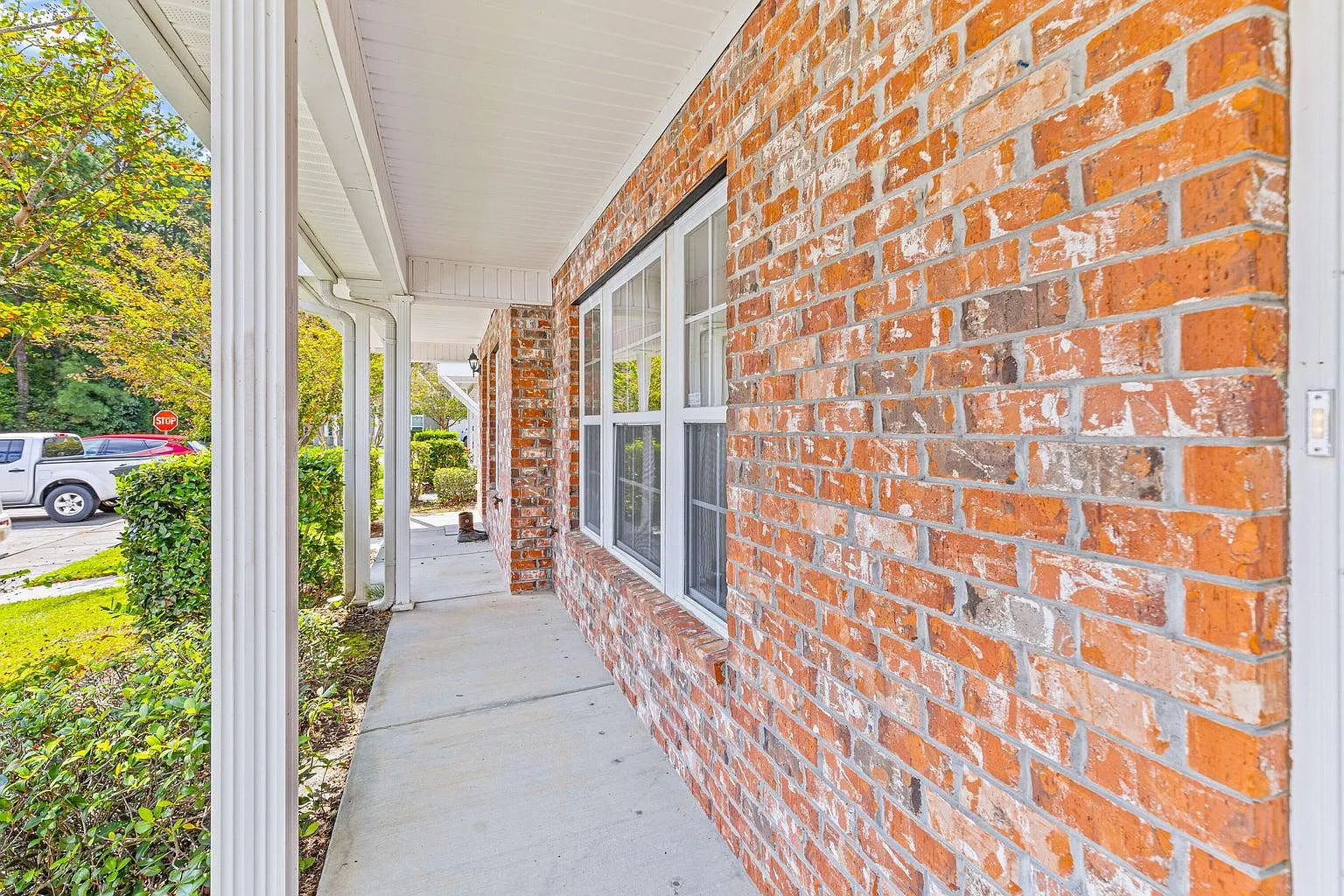 570 Truman Dr - — Photo 2