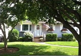 2nd image of 243 Thornycroft Ave