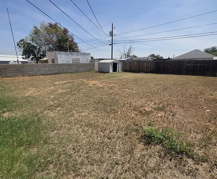 707 Devonian Dr — Photo 29