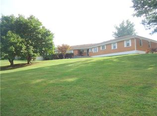 1001 Old Time Dr, Excelsior Springs, MO 64024