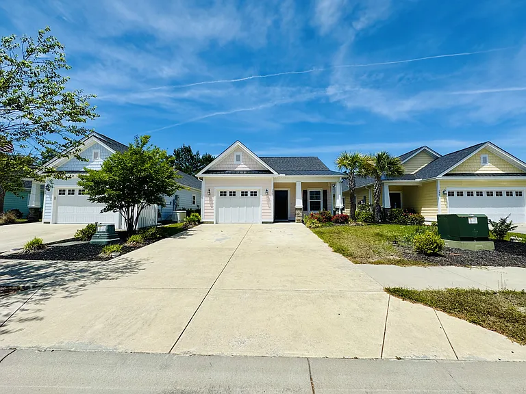1501 Ferney Dr — Photo 3