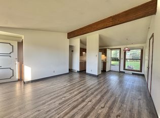414 Chicago St, Pulaski, WI 54162