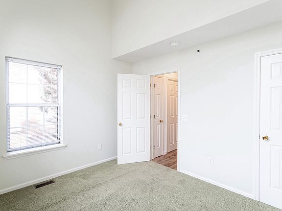 5th image of 108 Quail Ct