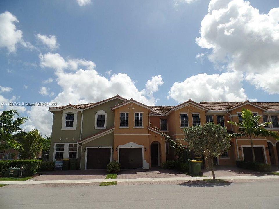 1st image of 2446 SE 15th St #2446