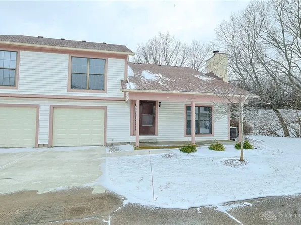 1390 Sanzon Dr, Fairborn, OH 45324