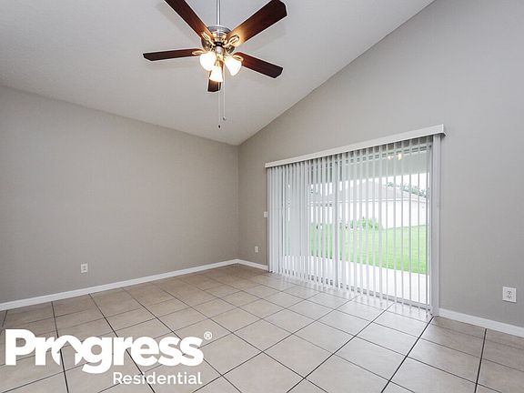5th image of 4313 Creeks Run Blvd