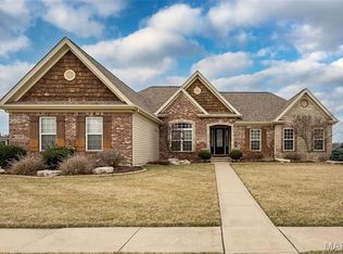 1105 Timberline Ct, Wentzville, MO 63385