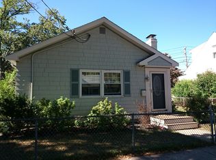 108 Chesbrough Rd, West Roxbury, MA 02132