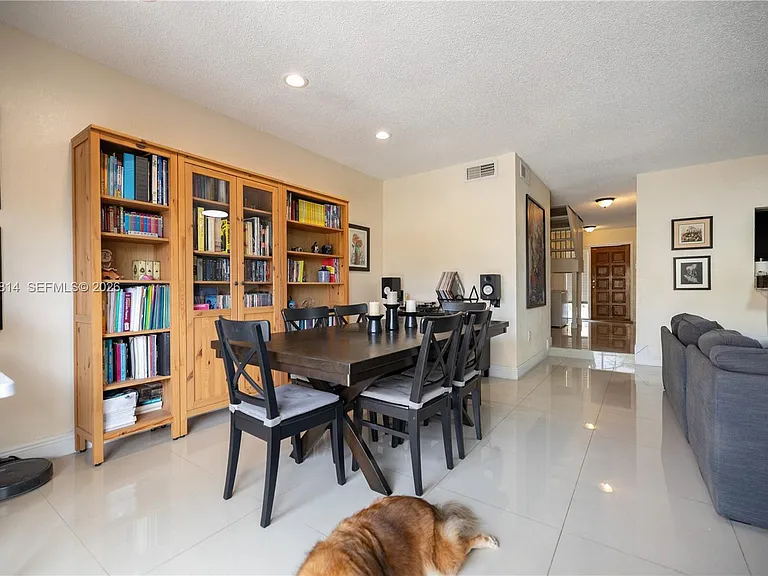 13404 SW 14th Ter #0 — Photo 4