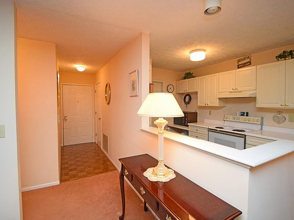 3rd image of 220 Carrington Pl Unit 220-102