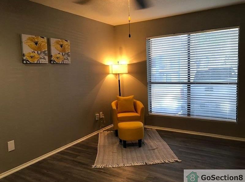 1st image of 739 W William Cannon Dr #2032
