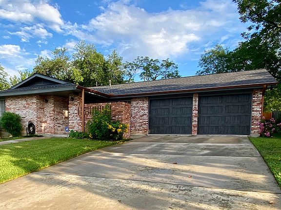 2nd image of 3514 Clearfield Dr