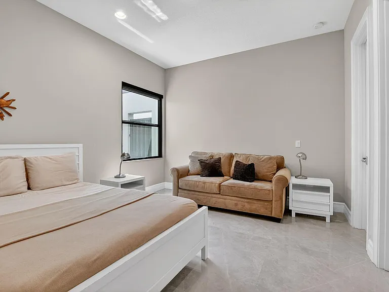 17358 Santaluce Mnr — Photo 30