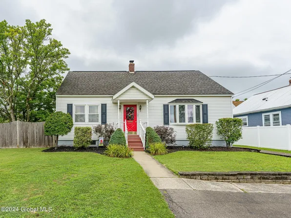 121 Harvard Street, Cohoes, NY 12047