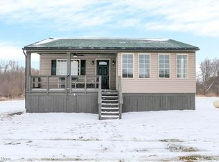 18010 Winterset Ln, Lore City, OH 43755