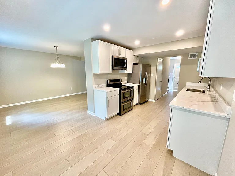 6882 Brian Michael Ct — Photo 6