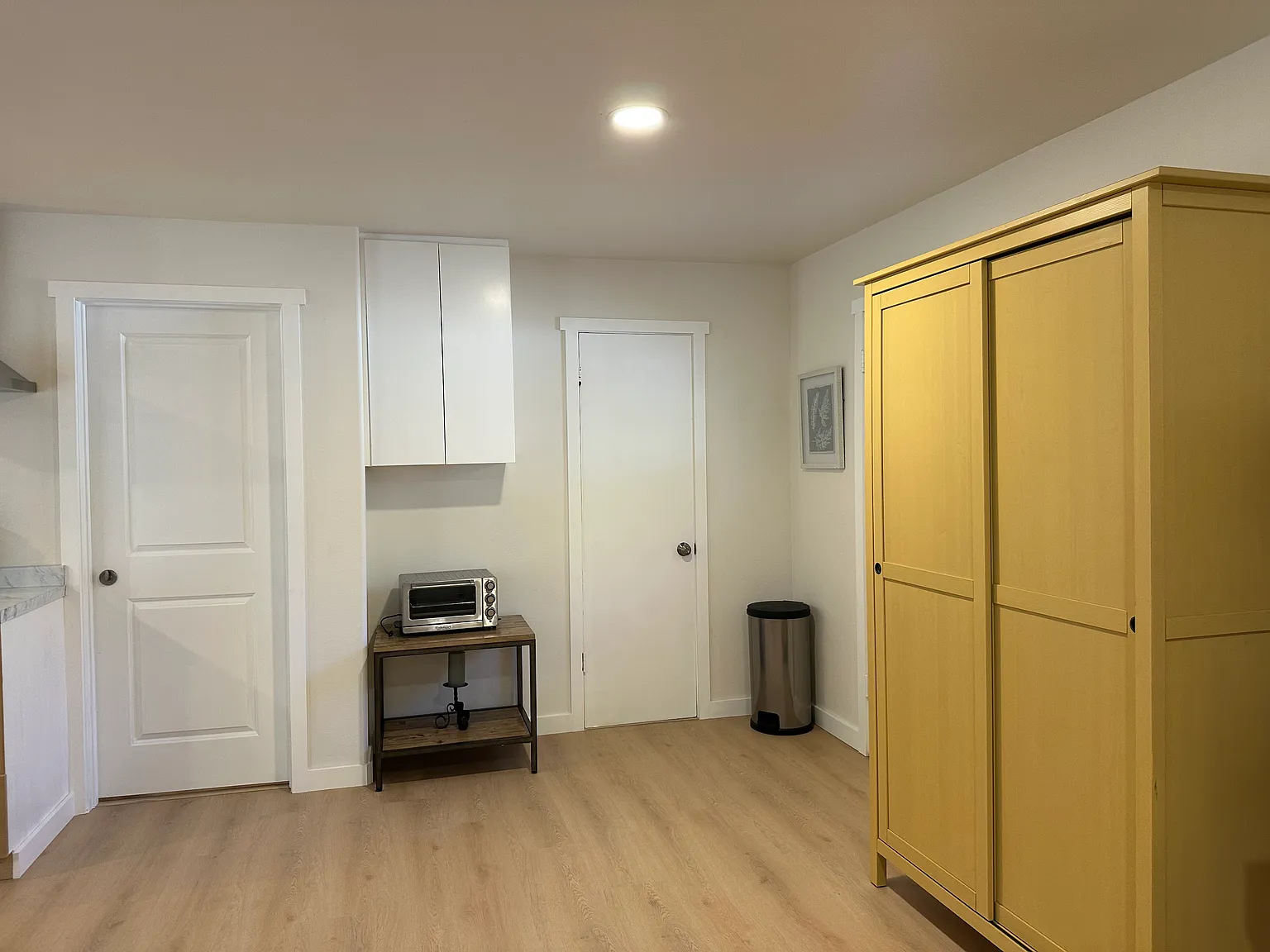 Studio, 380 sqft, $2,850 — Photo 4
