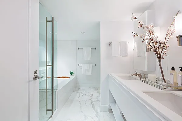 Sold by Compass | media 8