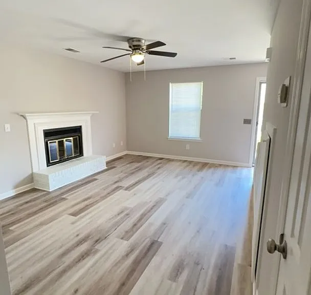 4 Bradley Ct — Photo 2
