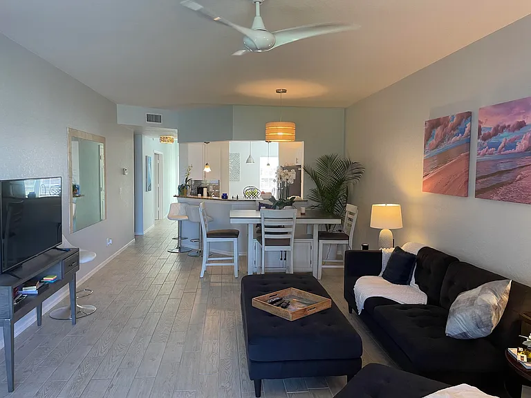 818 Tanbark Dr #104 — Photo 7