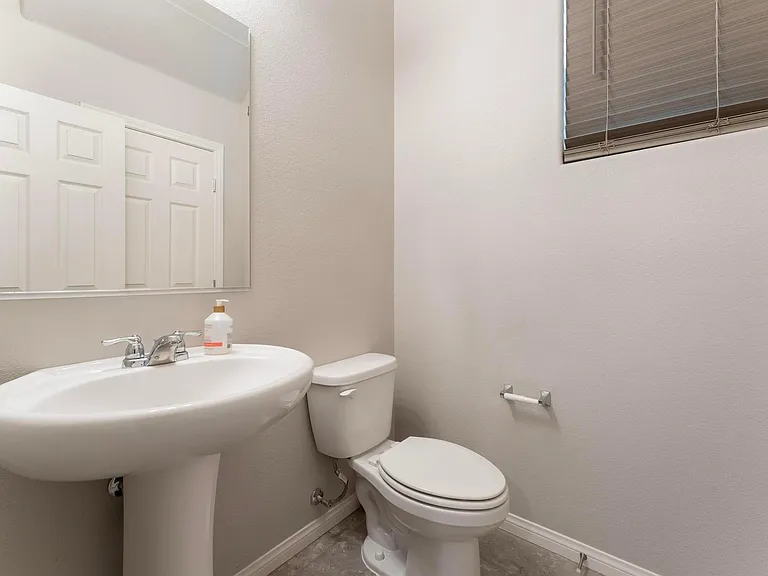 4320 Stardusk Falls Ave — Photo 15