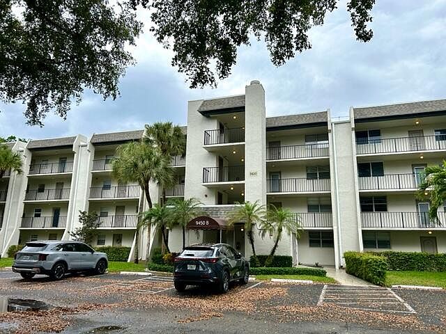 1st image of 9450 Poinciana Place #301
