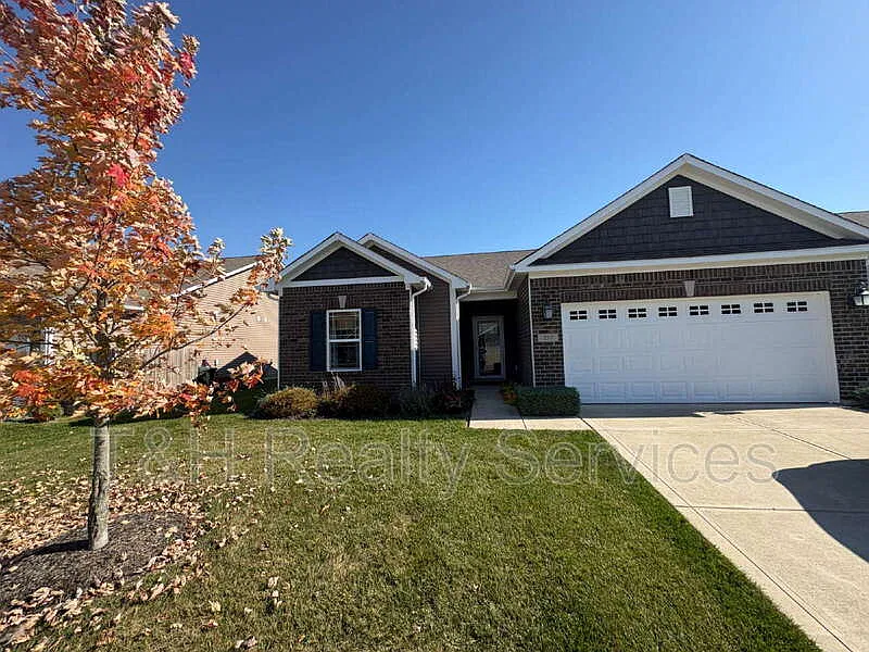 257 Longleaf Ln