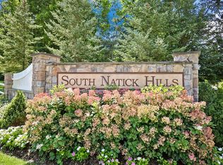 13 Morgan Dr UNIT 206, Natick, MA 01760