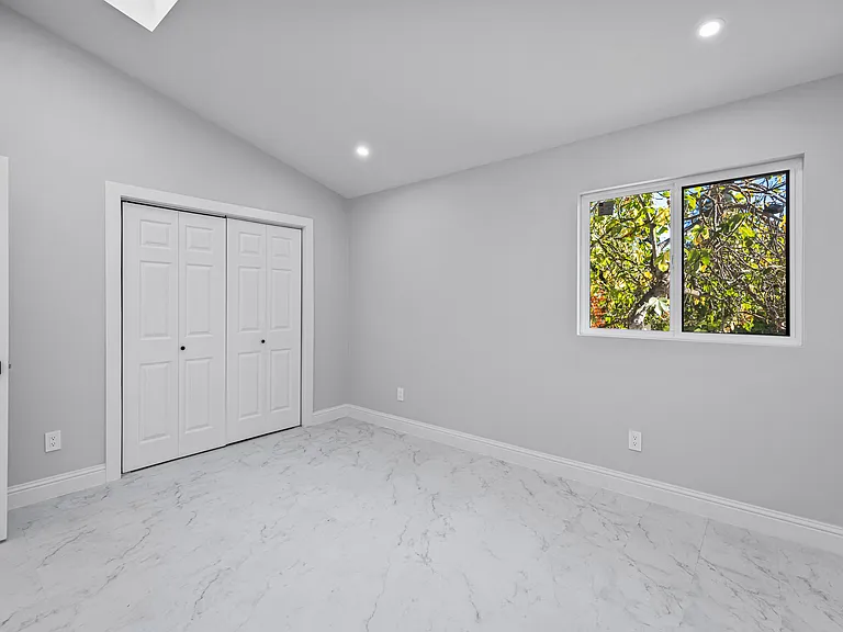 1217 Mountain View Blvd #A — Photo 16