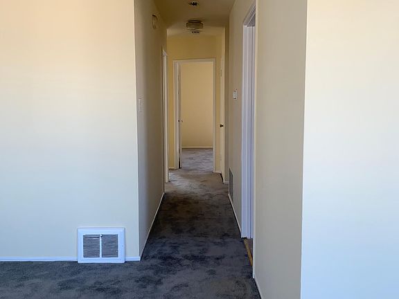 5th image of 40 Avalon Dr