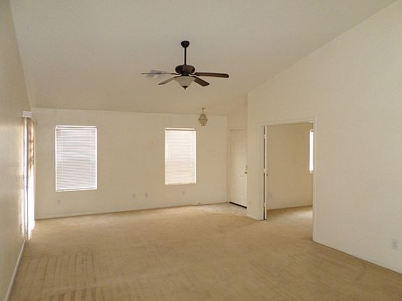 5th image of 2250 W Pinkley Ave