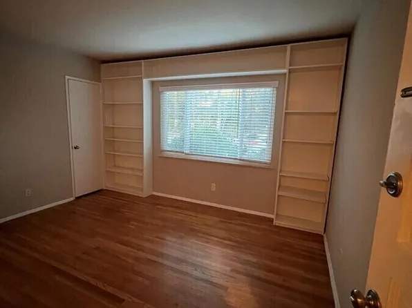 335 S Los Robles Ave APT J, Pasadena, CA 91101