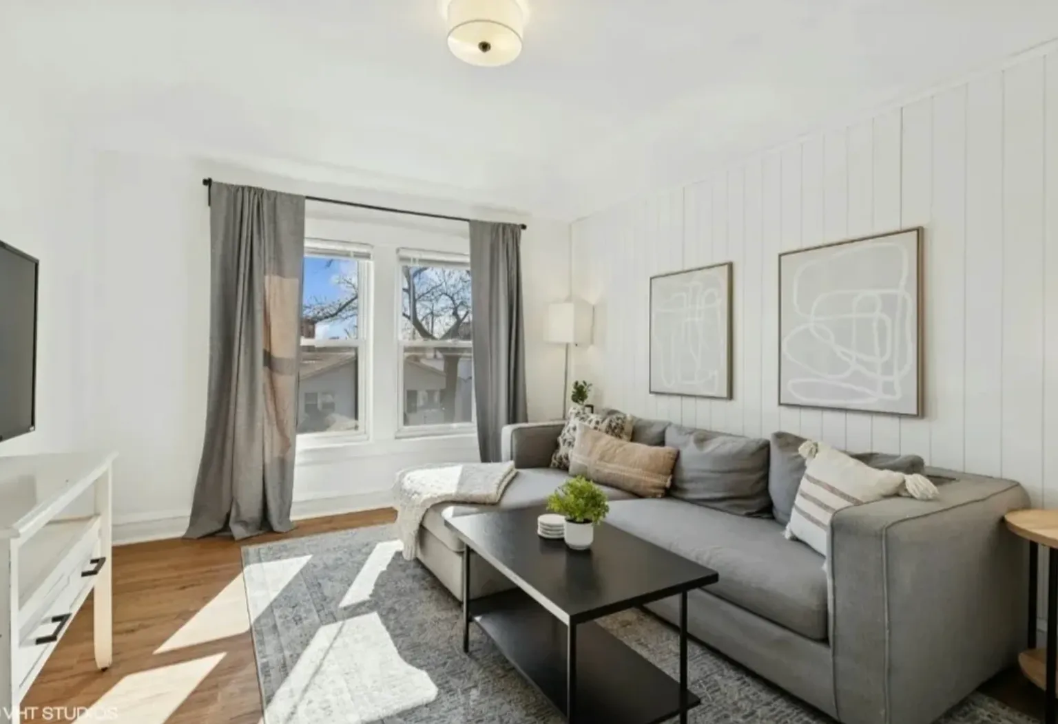 2 bed, $2,450 — Photo 2