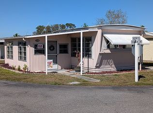 22B Holiday Pl, Tavares, FL 32778