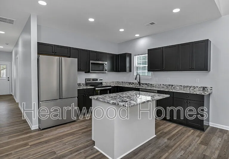 32 Roberson St — Photo 1