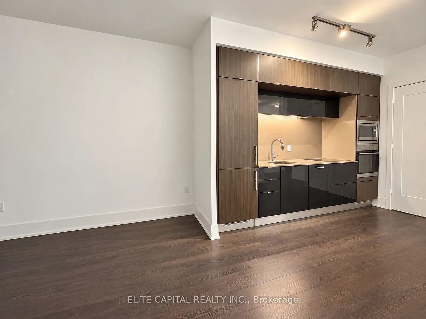 1 bed, $2,390 — Photo 4
