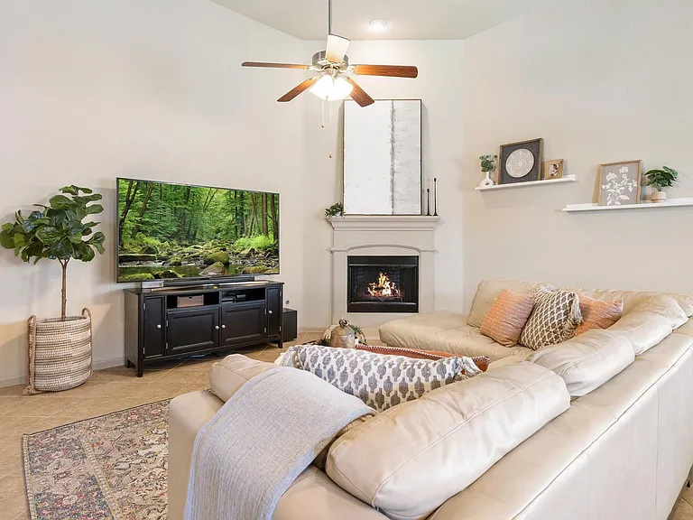 25315 Saddlebrook Ranch Dr — Photo 13