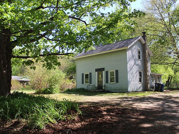 3rd image of 3743 S Ravenna Rd