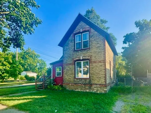 204 E High St, Dowagiac, MI 49047
