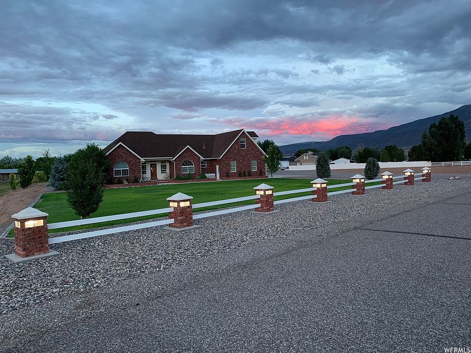 390 W 100 S, Central Valley, UT 84754 MLS 1858657 Zillow
