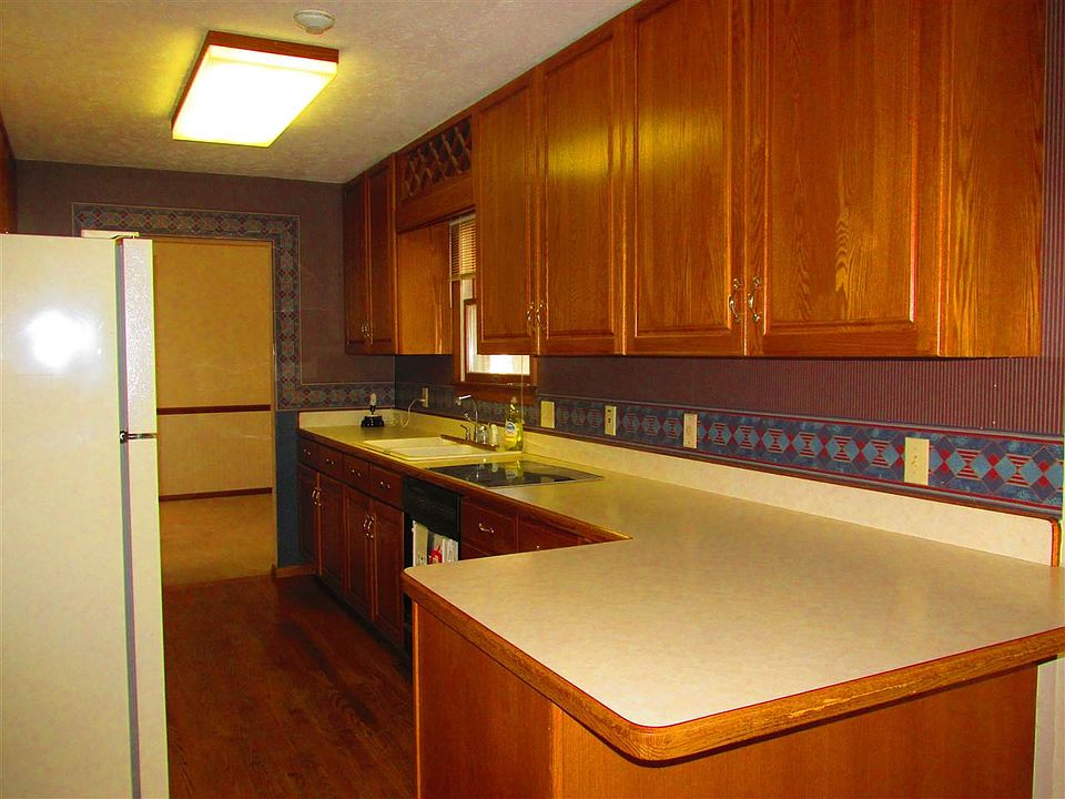 2nd image of 2322 Kenilworth Dr